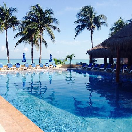 Nautibeach Beach Front Condos In North Beach Isla Mujeres Exterior photo