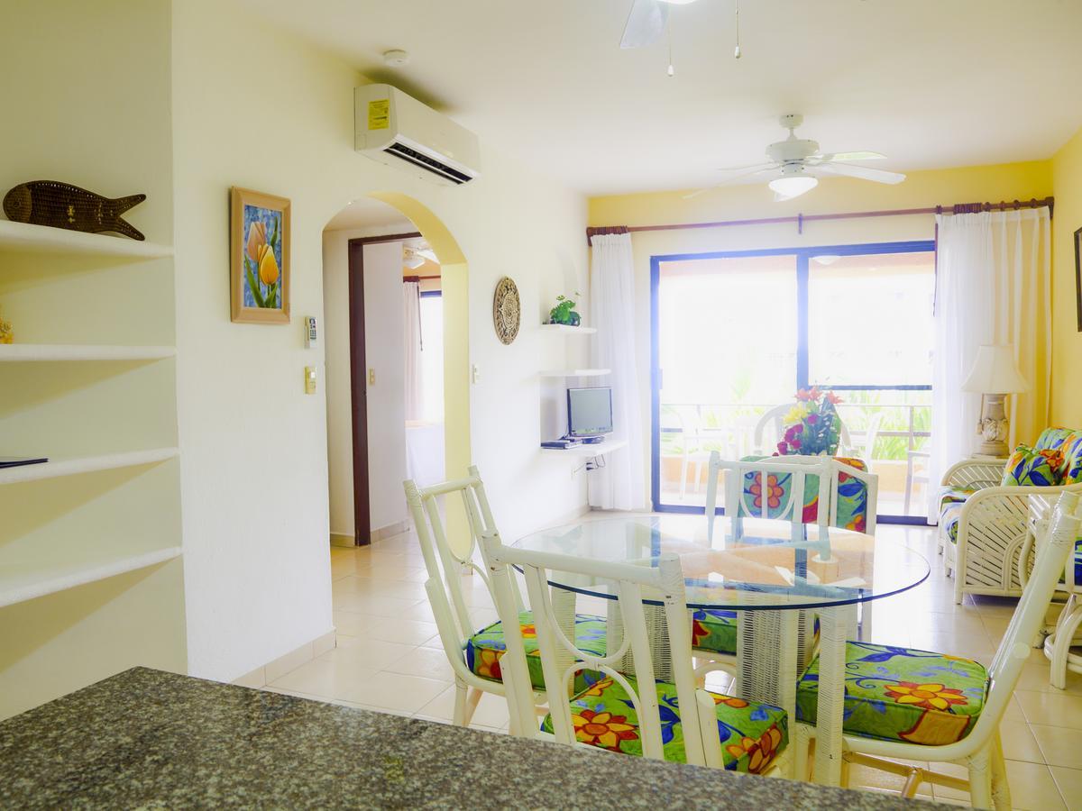 Nautibeach Beach Front Condos In North Beach Isla Mujeres Exterior photo